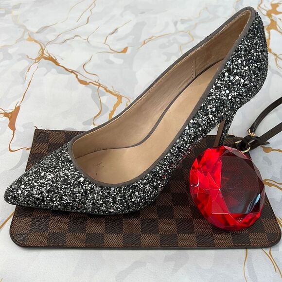 Silver glitter pumps brand is mix no. 6 - Picture 1 of 9